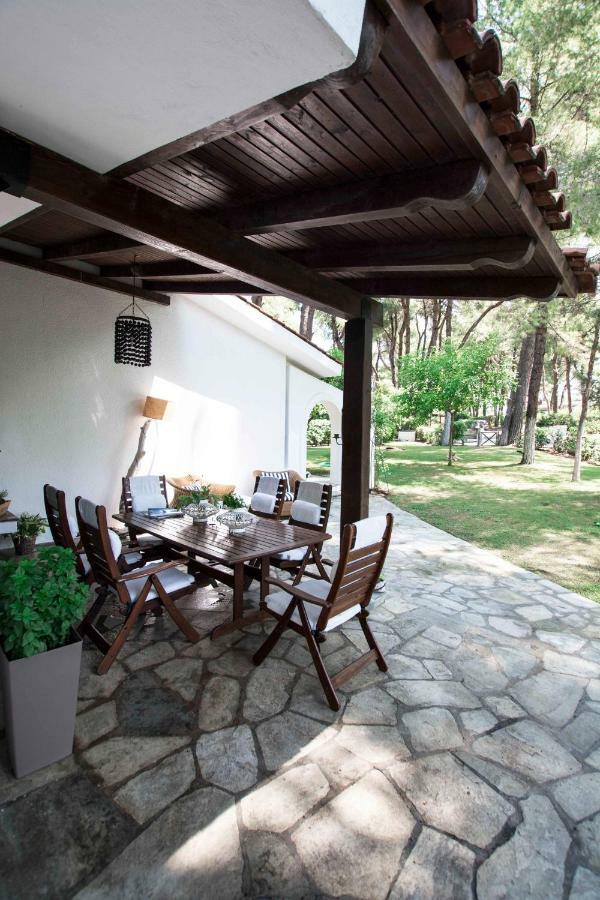 Villa Irini In Sani Sani  Ngoại thất bức ảnh